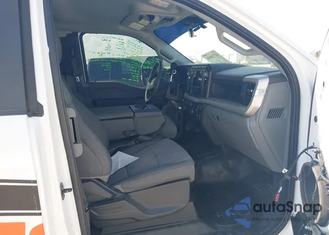 2024 Ford F-250 Xl z USA, uszkodzony, nr VIN 1FT7X2BA5REC53911